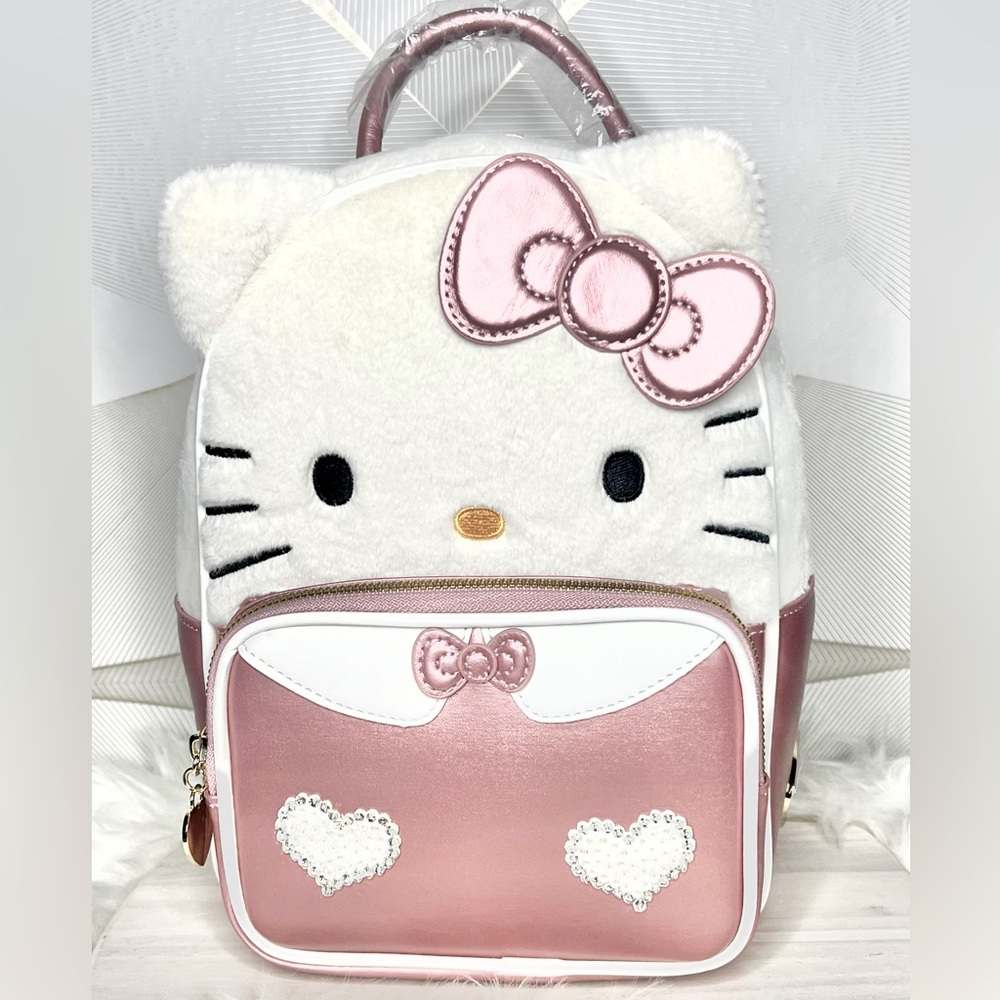 •SOLD• Sanrio Hot Topic Exclusive Hello Kitty Mini Backpack w/Rhinestones NWT